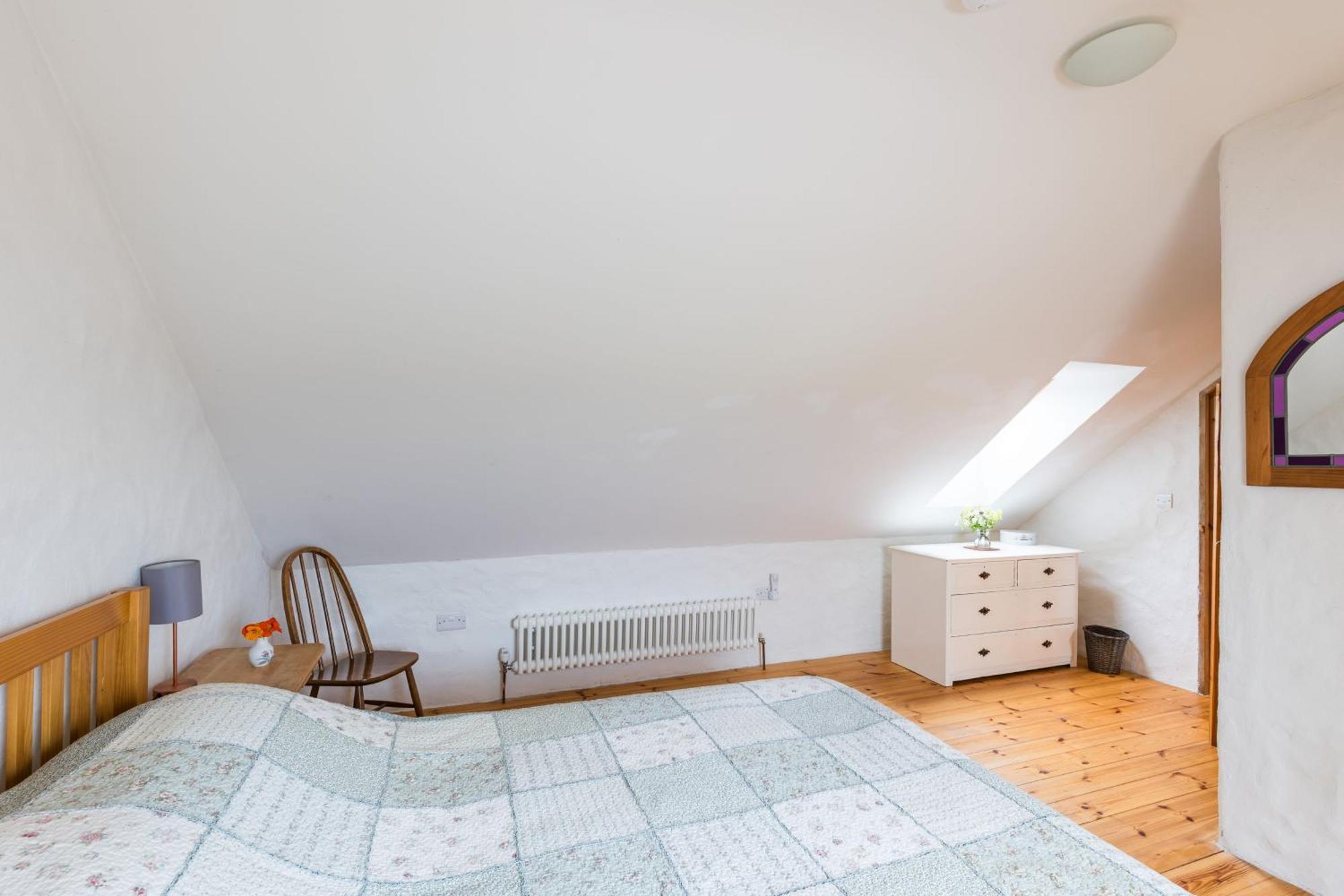 The Workshop- Eco Cottage By The Coastal Path Goodwick Esterno foto