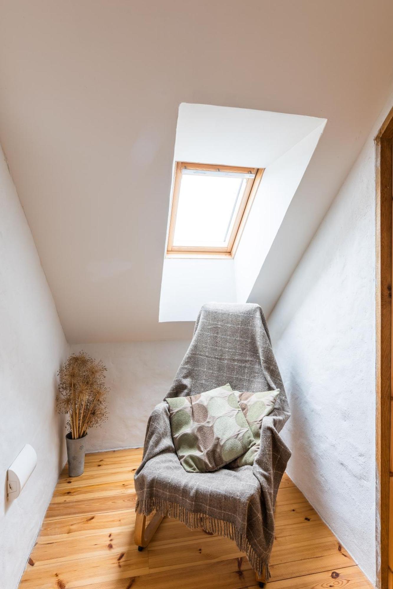 The Workshop- Eco Cottage By The Coastal Path Goodwick Esterno foto